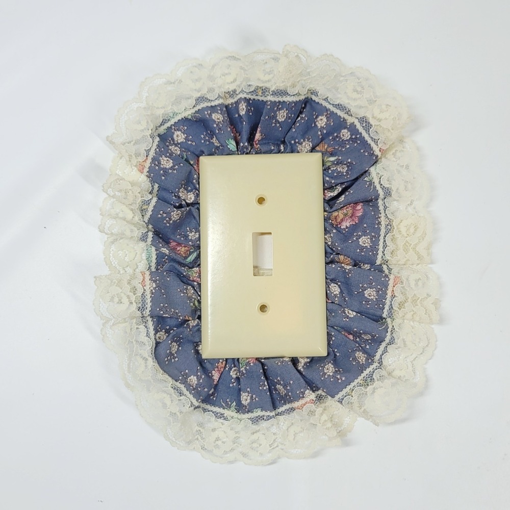 80s Handmade Blue‎ Calico And Lace Single Light Switch Plate Country Floral